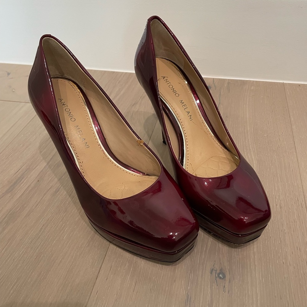 Red wine Antonio Melani heel size 6